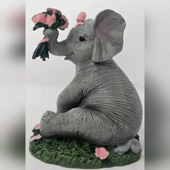 Trunk Full Of Hope Collection Elephant Figurine "A Trunk Full Of Caring" #3091A - Picture 3 of 11